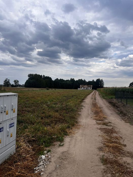 Sprzedam działki z warunkami zabudowy