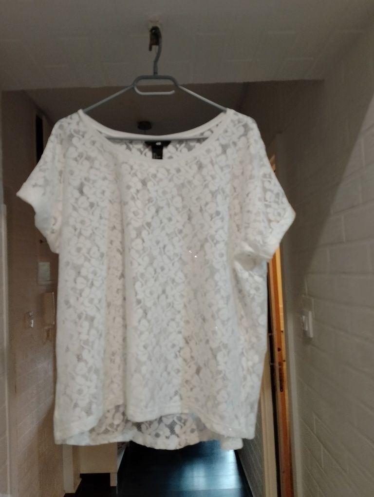 Bluzka L,xl  hm biała