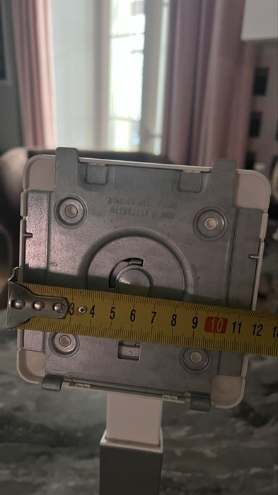 Нога крепління для монітора