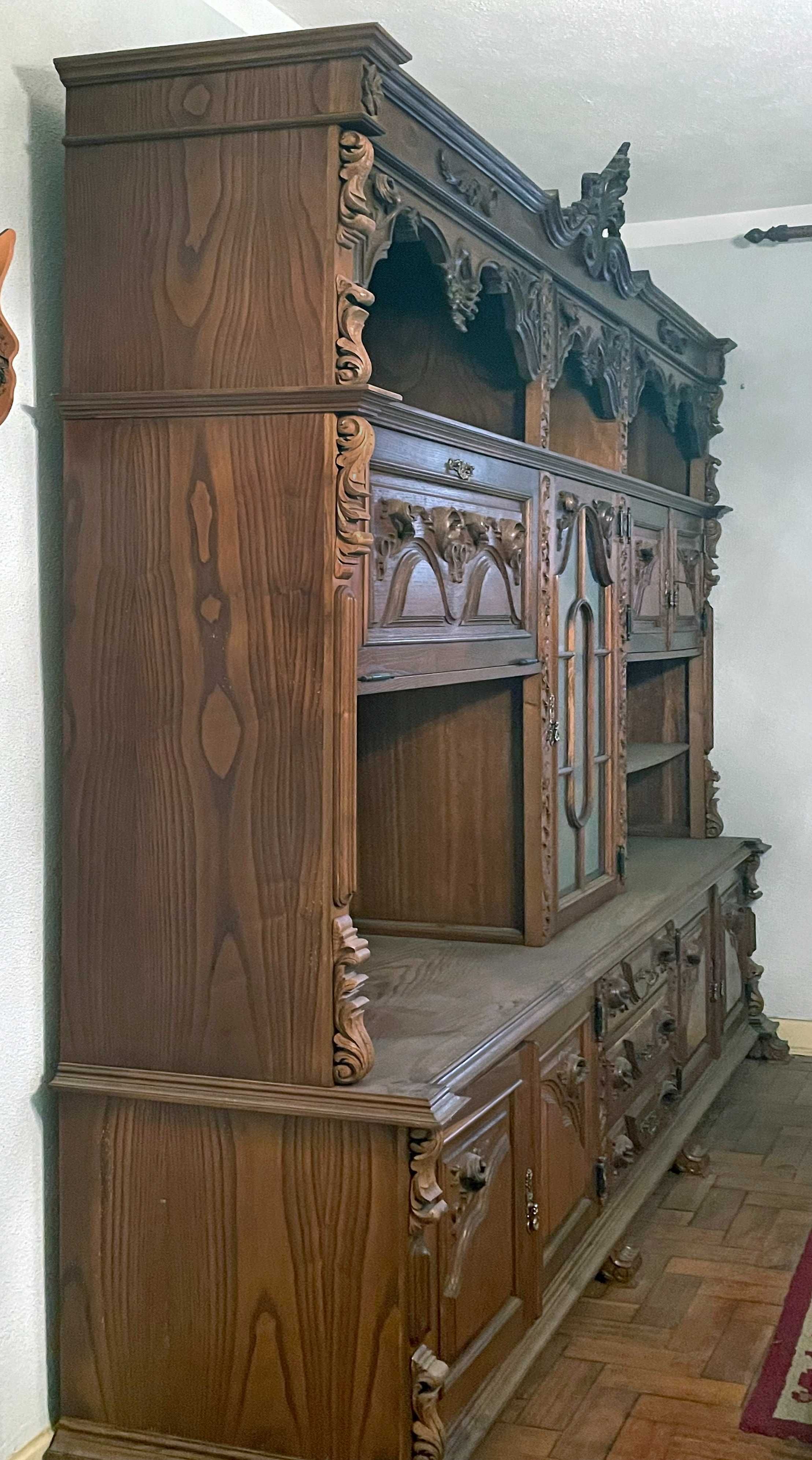 Móvel de sala vintage em madeira