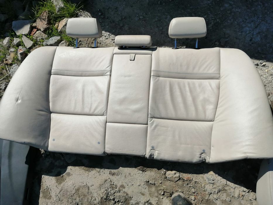 Wnętrze fotele BMW E90 kremowe beżowe Komplet