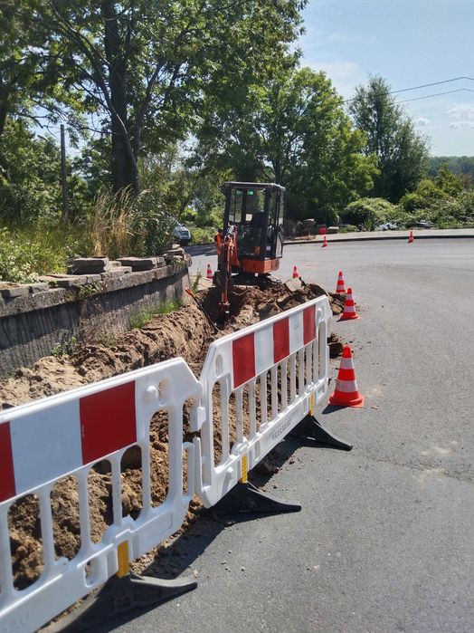 Usługi minikoparki koparki wywrotka wynajem prace ziemne