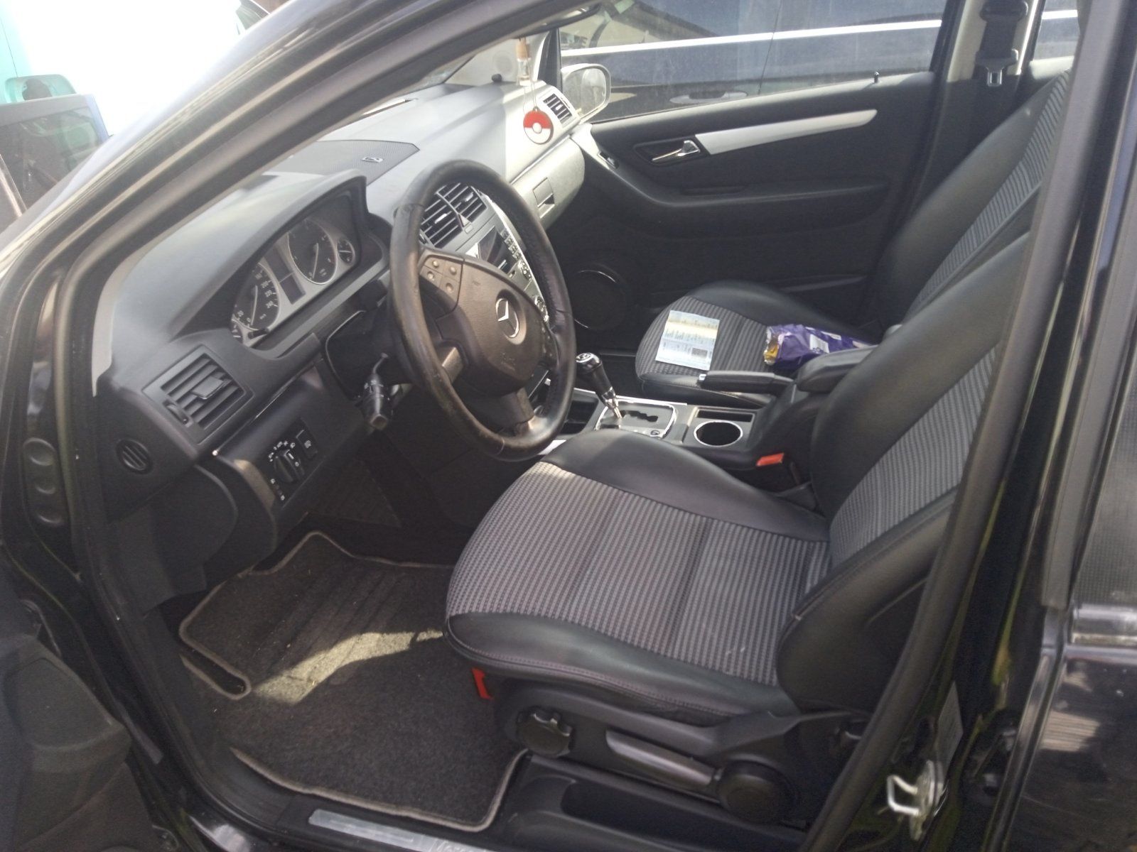 Задня ляда Мерседес б клас mercedes b w245 w169