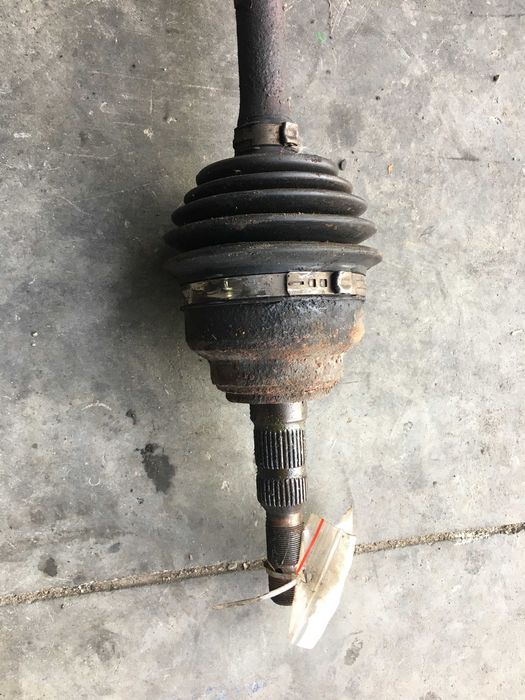 Полуось привод шрус піввісь Opel Zafira A 1.8 БЕНЗИН (ПРАВА ДОВГА).