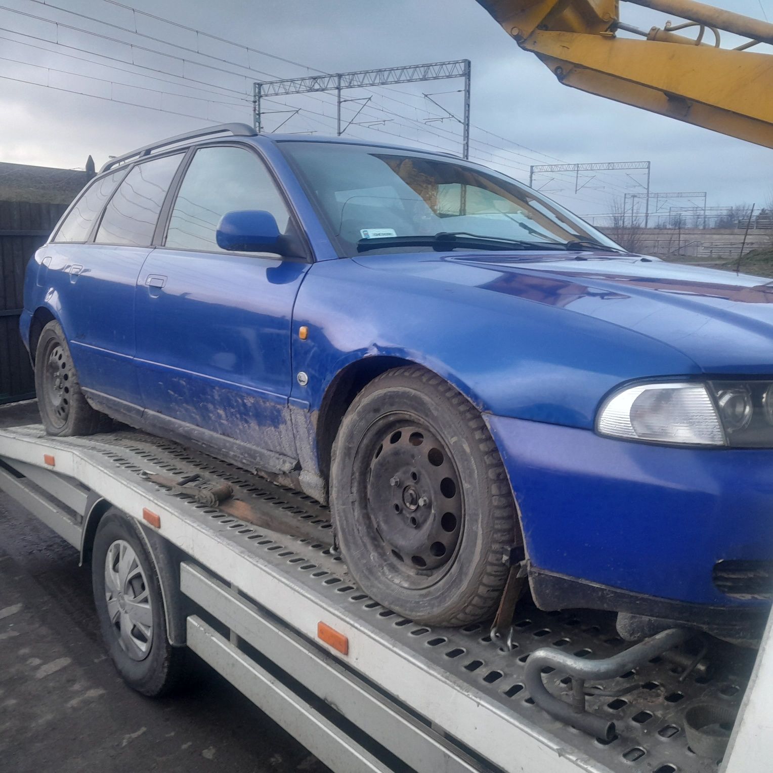 Audi a4 b5 na części 1998r