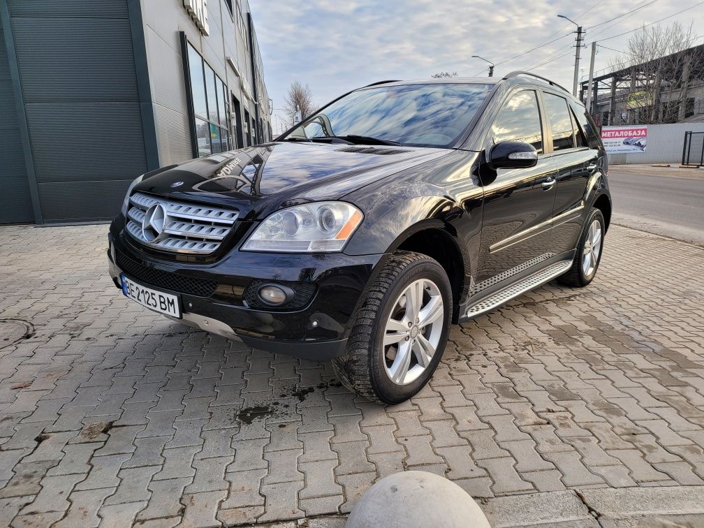 Продаю Mercedes ML 350 4MATIC 2008 года