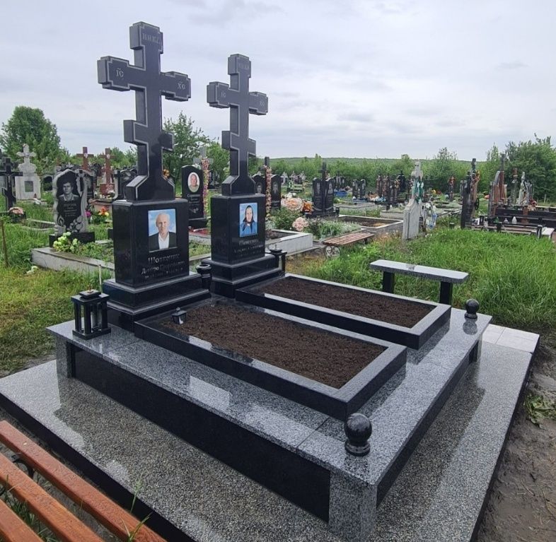 Виготовлення та встановлення пам'ятників. м.Кіцмань