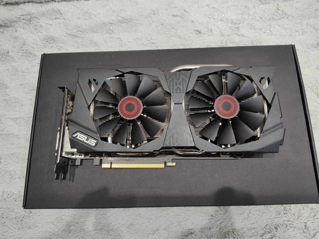 Karta graficzna ASUS Strix GEFORCE GTX 970 OC 4GB