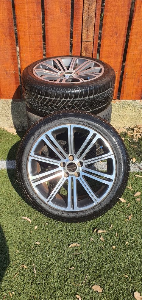 Jante 18 com pneu 235/45 R