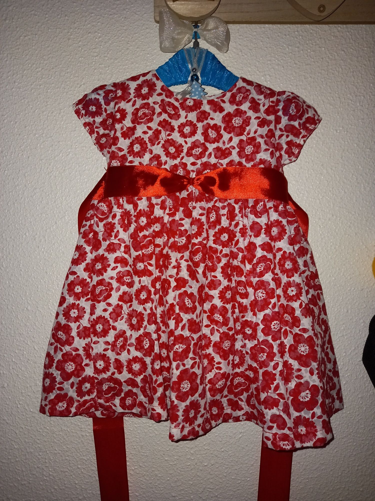 Vestido bebé vermelho