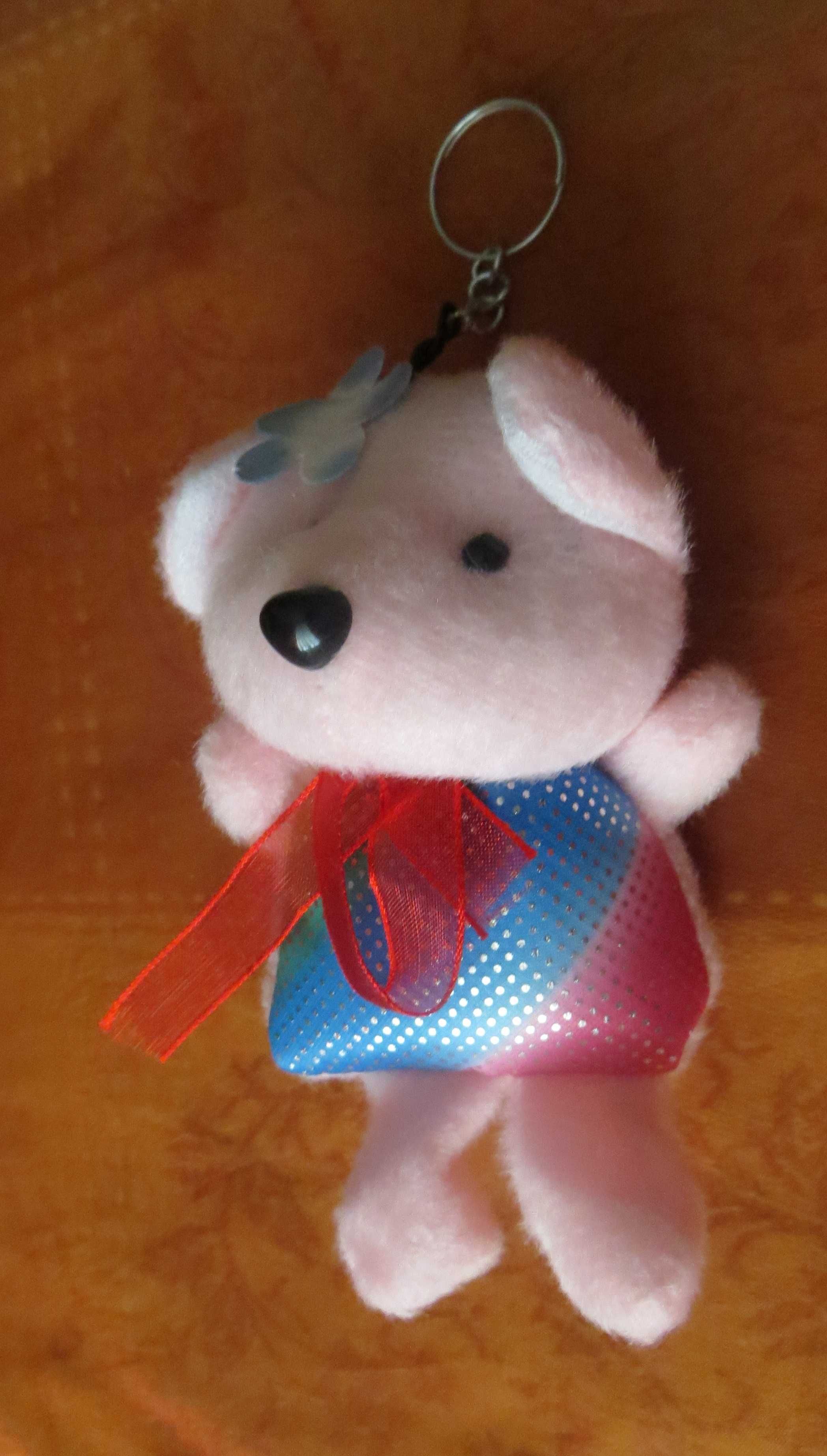 Urso de Peluche Cor-de-rosa, com Porta Chaves - Medida : 17 X 11 cm