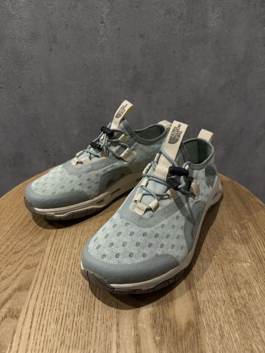 Жіночі кросівки The north face skagit