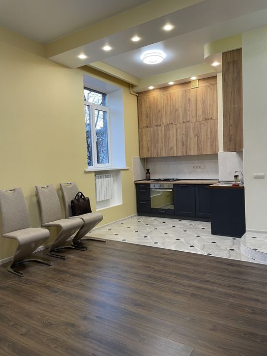 Вул. Будівельників, м.Дарниця,Дніпровський район,Соцмісто.