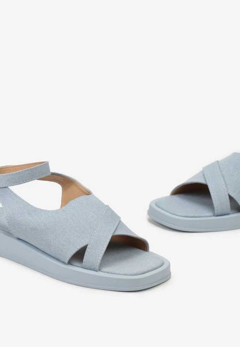 Блакитні Сандалі Босоніжки 38 розмір нові