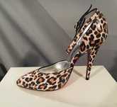28/ Jasny leopard buty czółenka szpilki 38,5 rozmiar 12,5 cm obcas