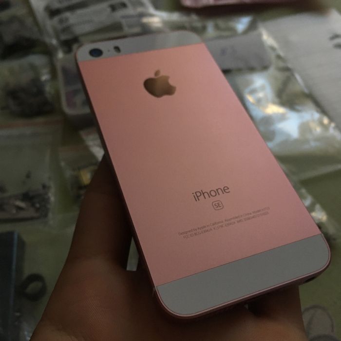 iPhone SE pink 16gb R-sim ідеал