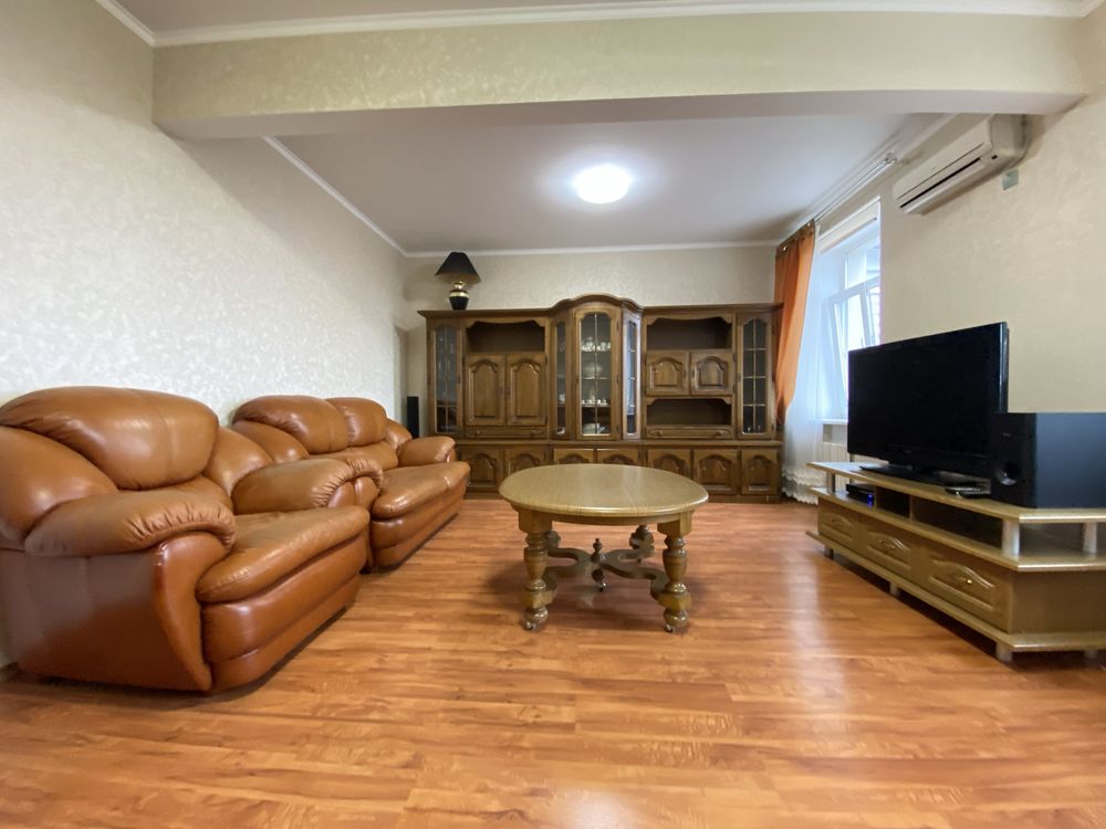 Продам 3 ком. квартиру, 107 м2, мебель, техника, ремонт, рядом парк