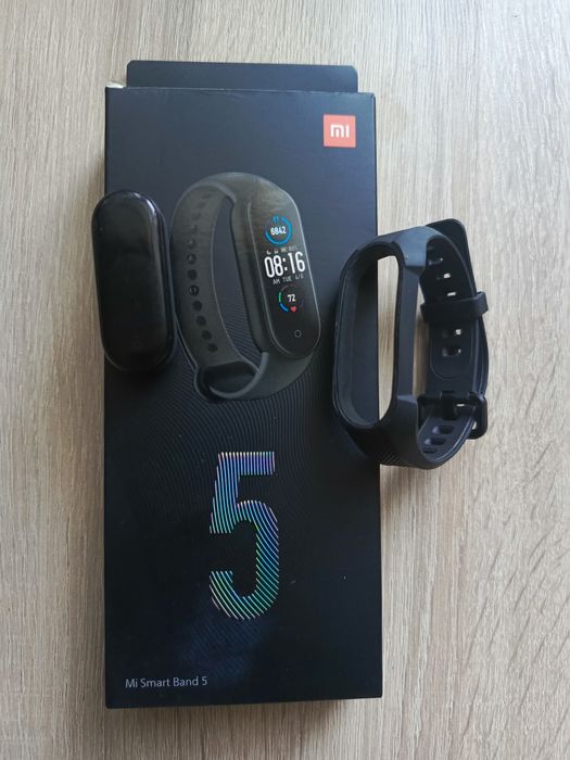 Xiaomi mi band 5