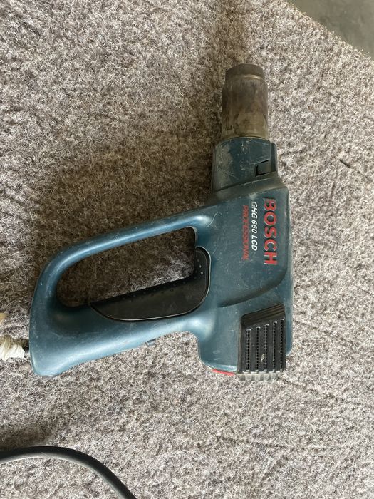 Фен строительный BOSCH GHG 660 LCD