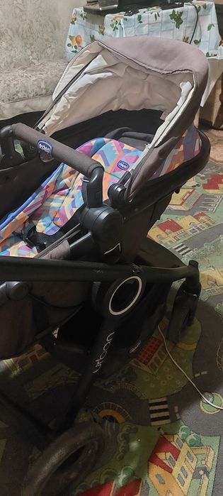 Дитяча коляска Chicco Urban з люлькою 2 в 1.