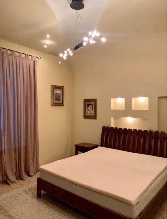 Оренда 4х-кімнатної квартири