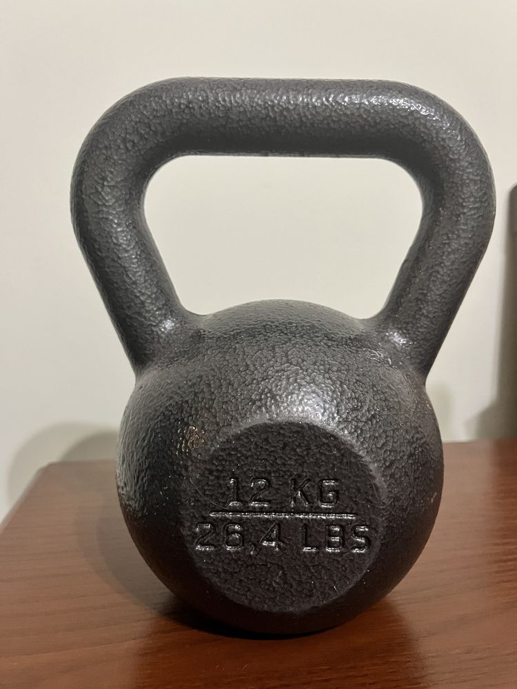 Kettlebell kula 12 kg czarna hantle