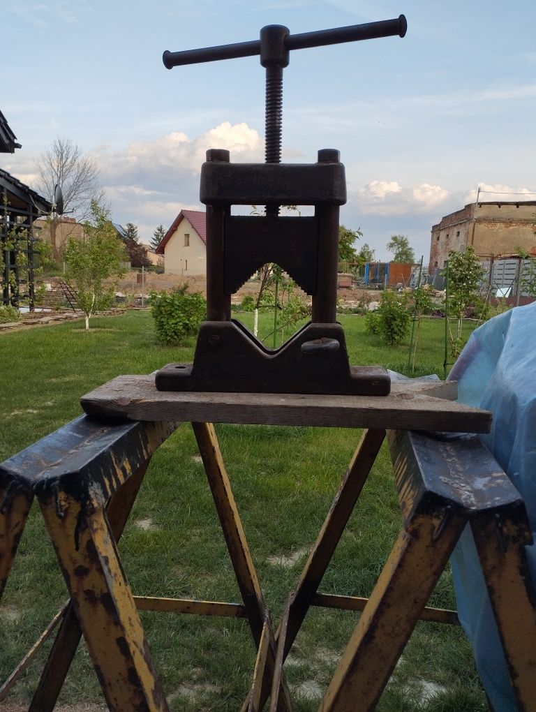 Imadło hydrauliczne