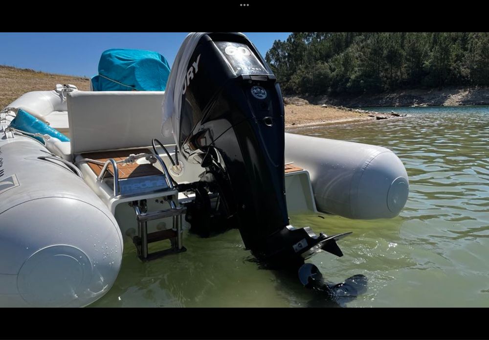 Barco Semi rígido Zodiac Medline 500 R0042