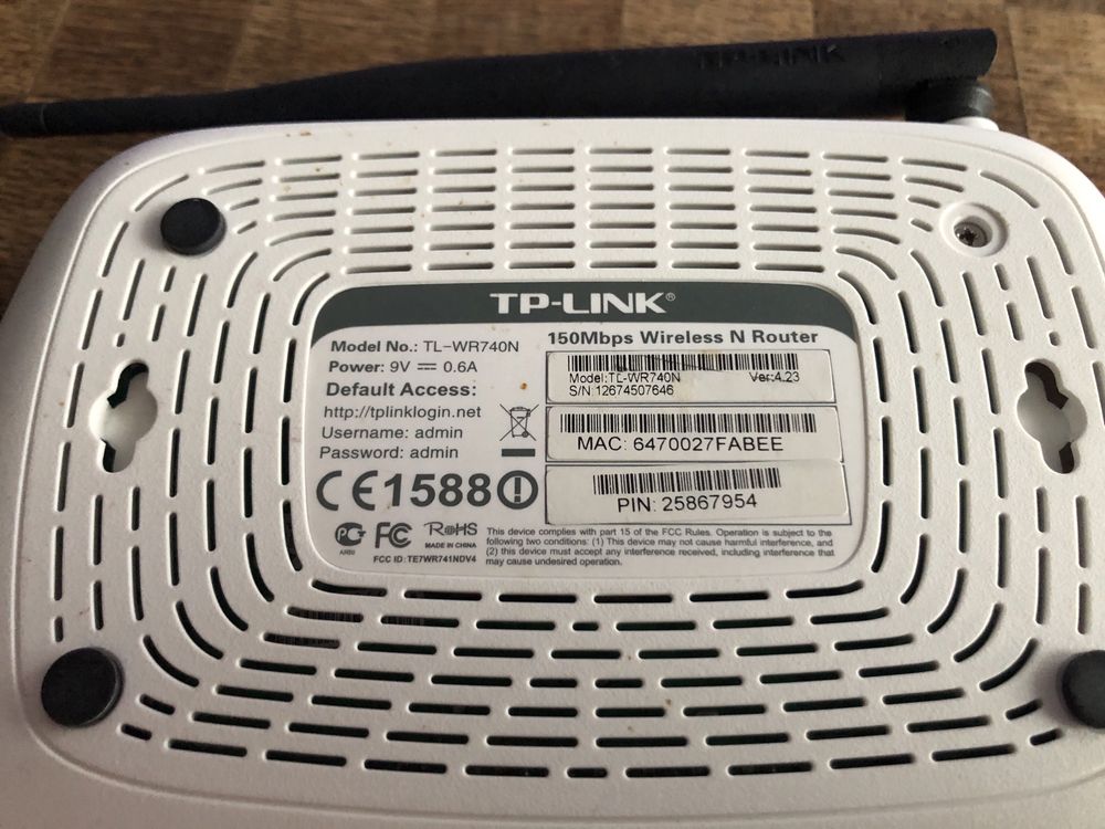 Router TP-Link oraz Netgear