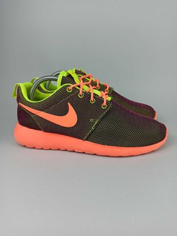 Кроссовки Nike Roshe Run Размер 40 (25,8 см.)