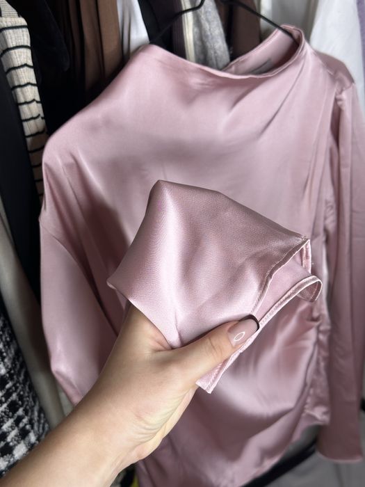 Сатинова блуза H&M!!! XS 300 грн!