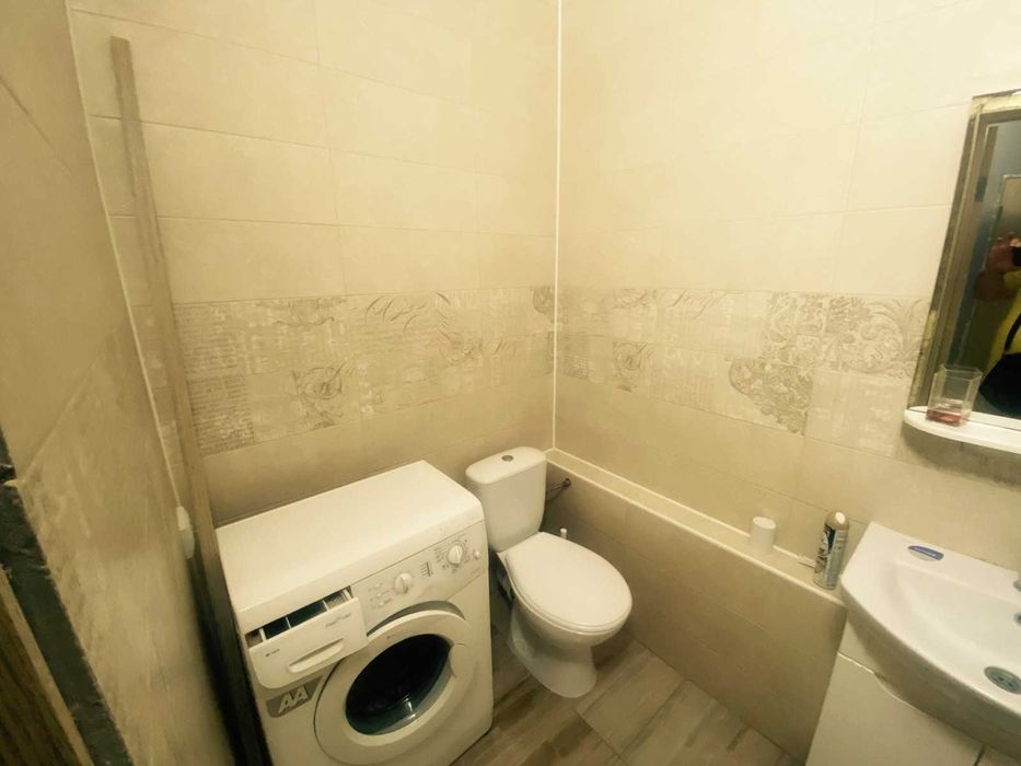 Продам простору Євро2 кімнатну квартиру з ремонтом. Оф.2%.Без комісії!