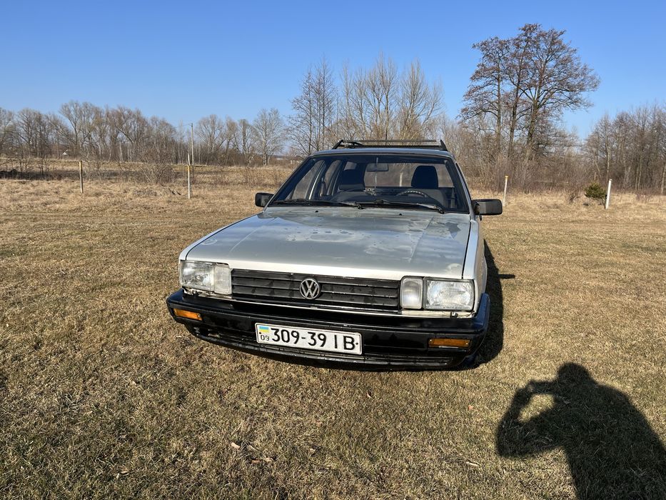 volkswagen b2 универсал 1.8