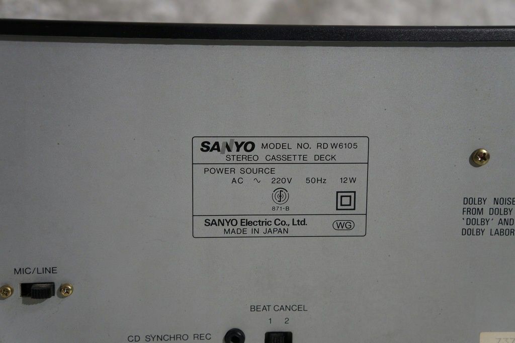 Двохкасетна дека Sanyo RD W-6105