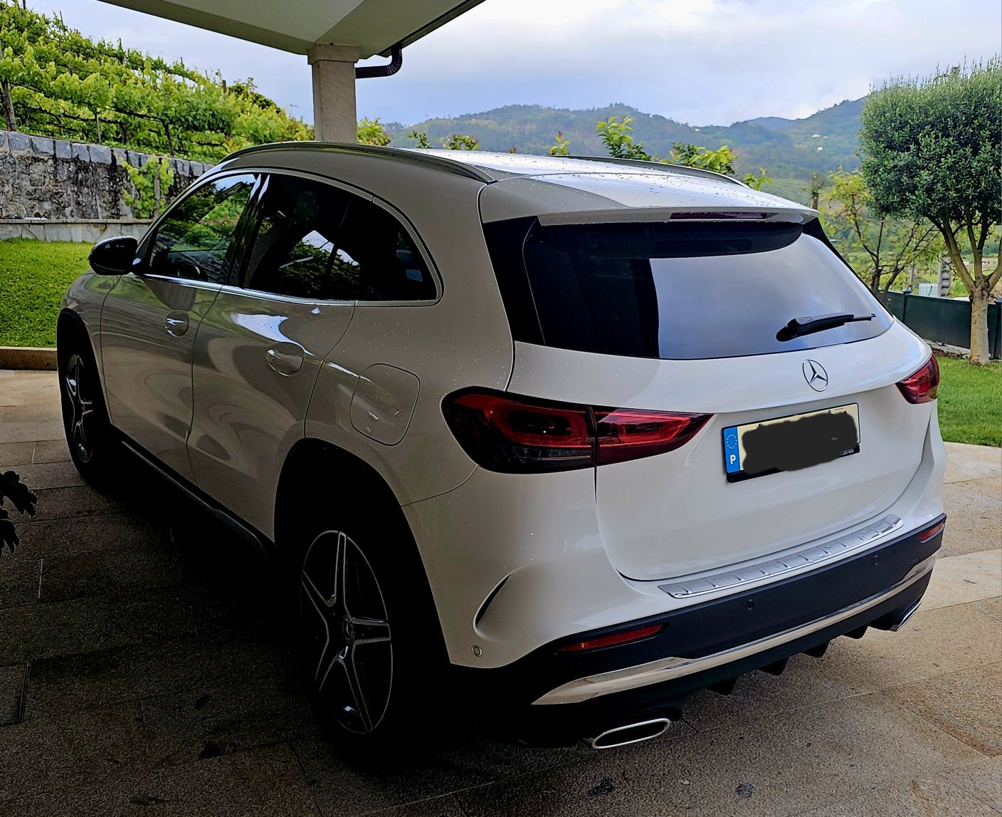 Mercedes-Benz GLA 200 AMG LINE