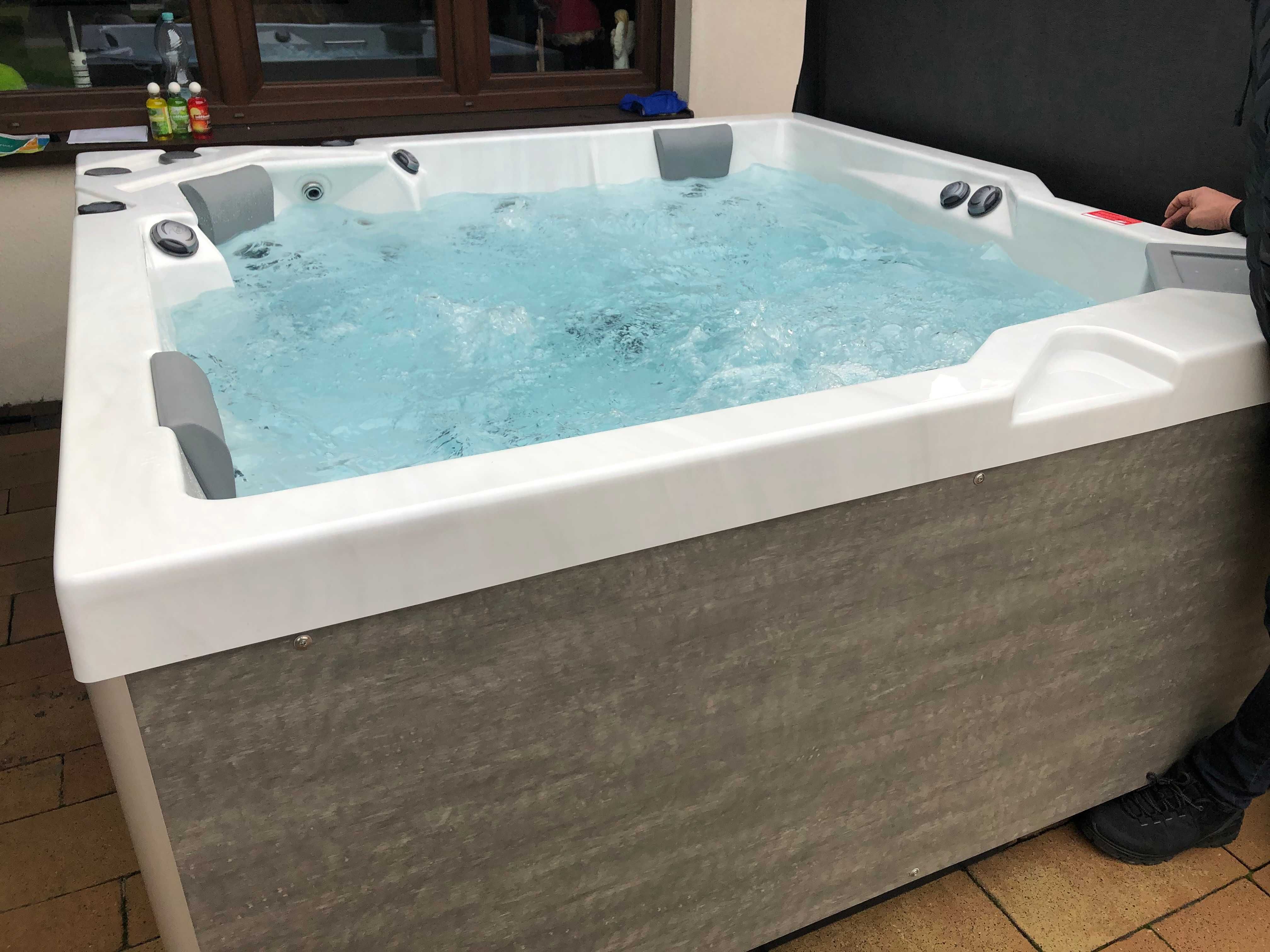 Wanna jacuzzi  OKA 5 ALMANDINE   Hanscraft .220 x 220 x 93 cm