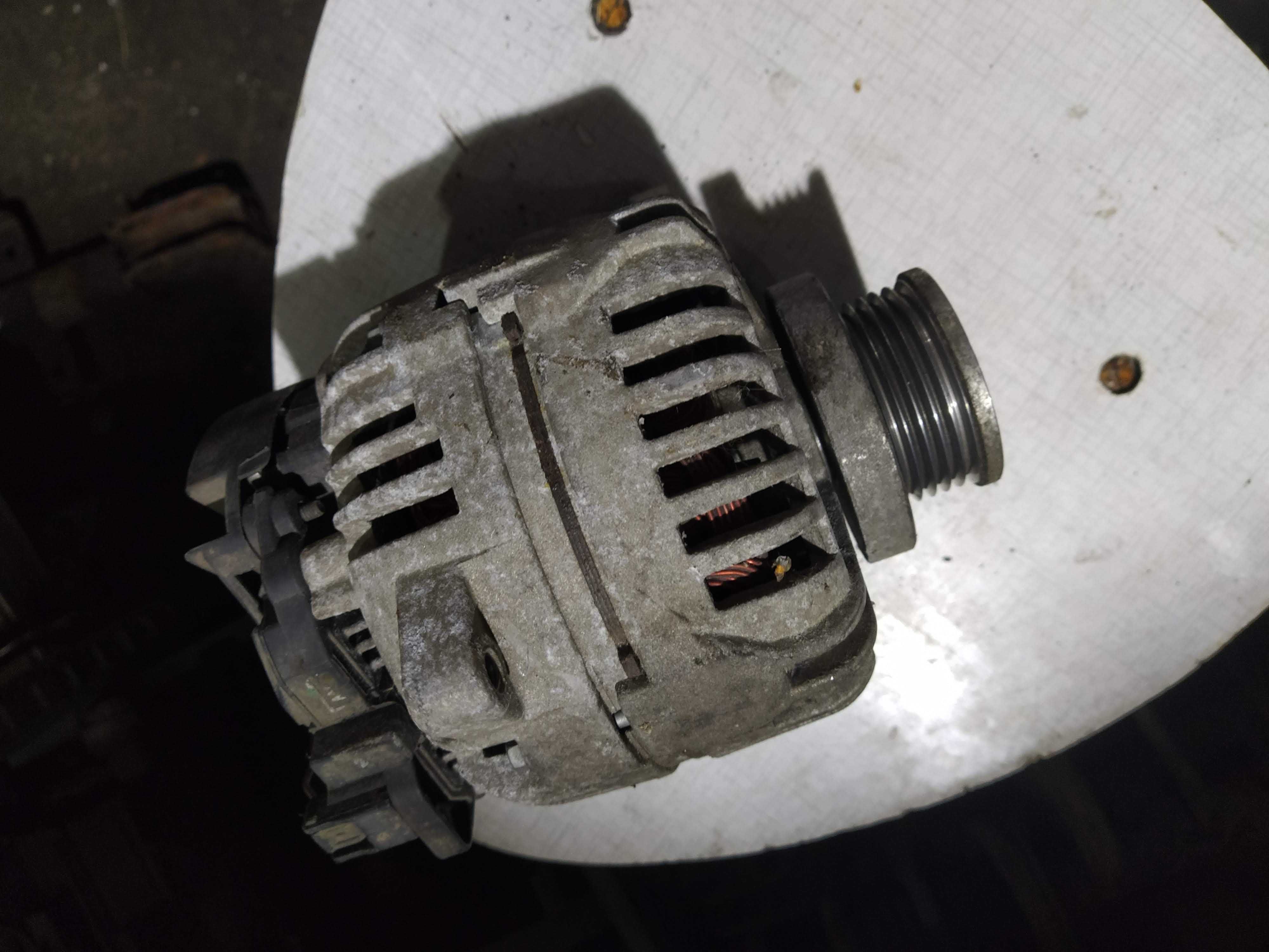 Renault Modus 04r 1,6 16v alternator