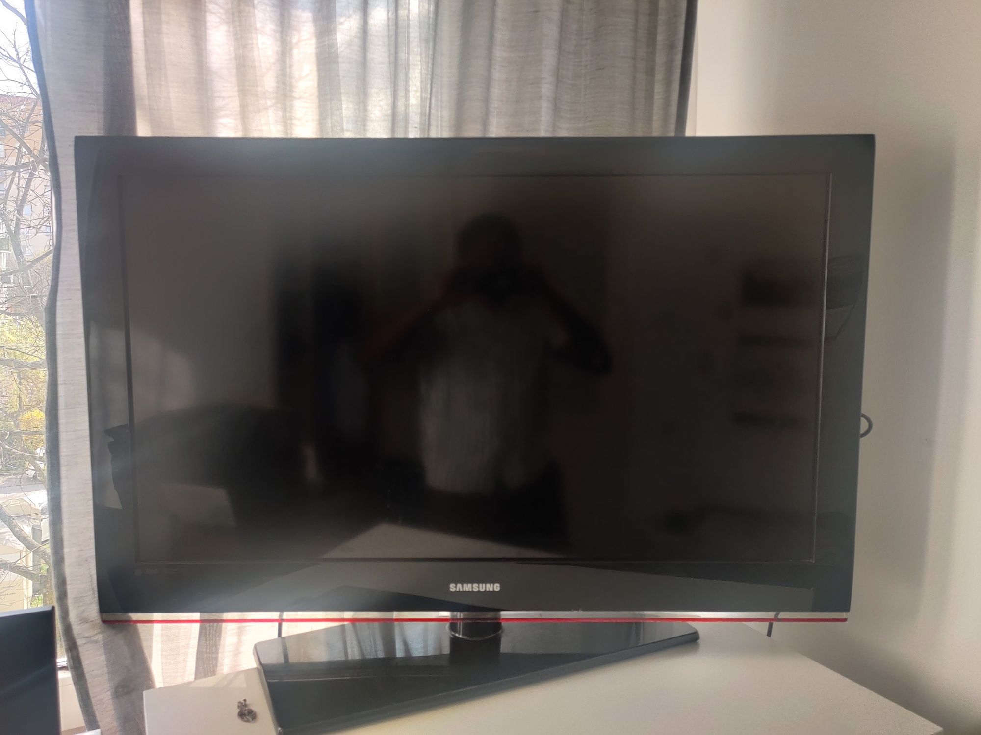 Samsung LE40B530P7W – 40” Full HD