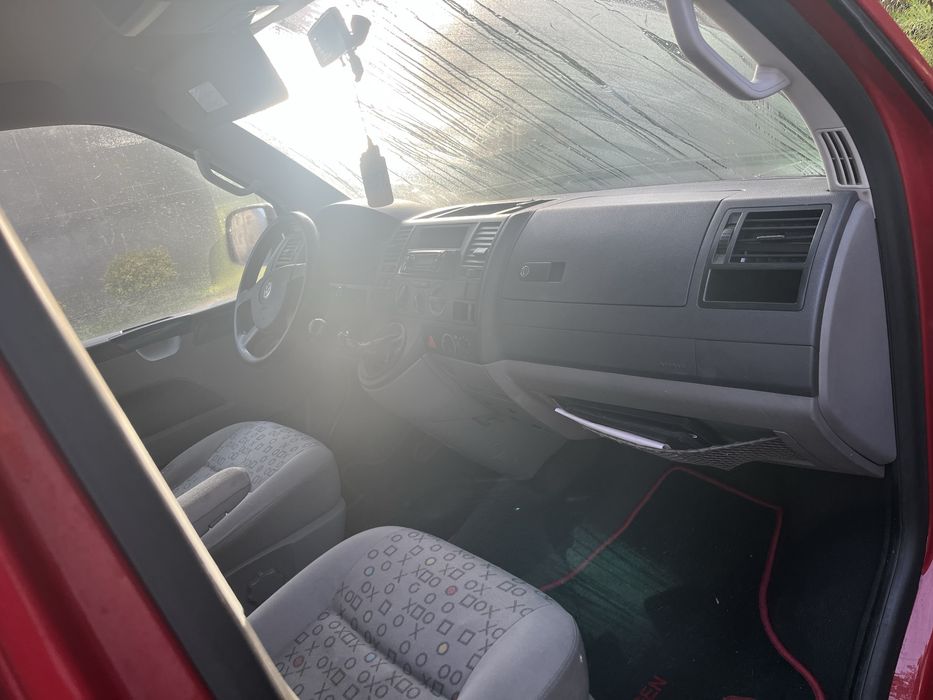 Volkswagen Caravelle 8 osobowy 1,9tdi