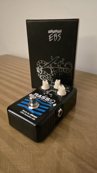 EBS Bass IQ (pedal para baixo)