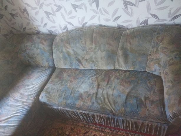 Продам диван уголок с креслом