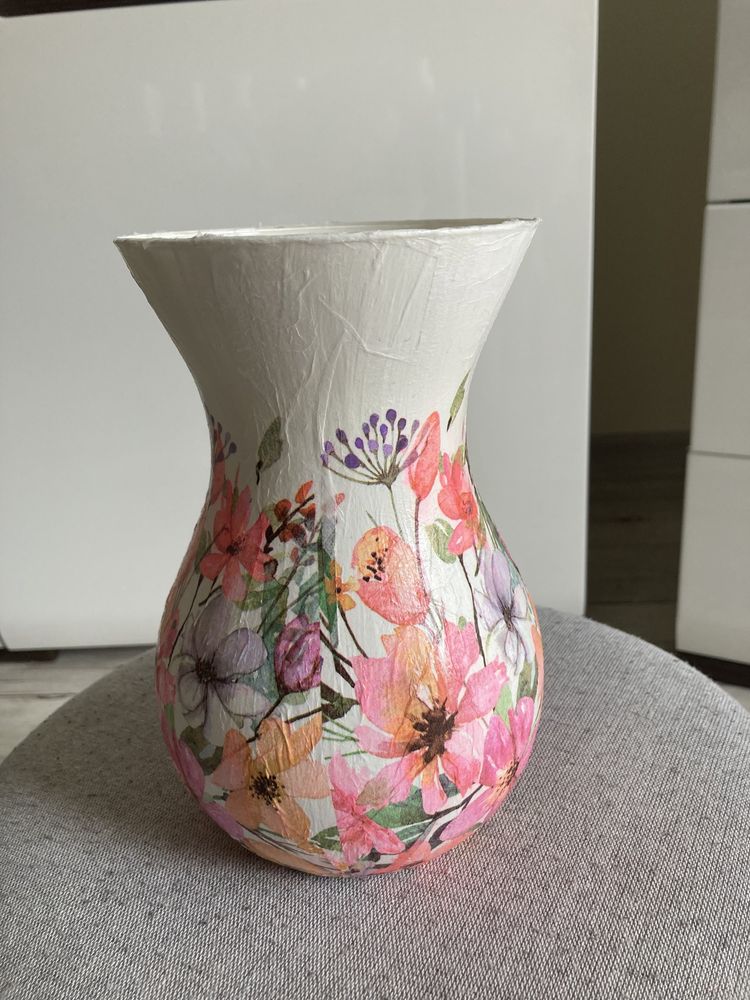 Nowy wazon handmade, kwiaty, wiosna