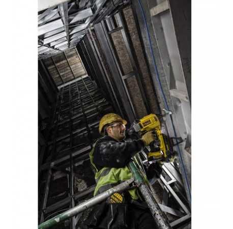Пістолет DCN890N цвяхозабивний по бетону акумуляторний 3р. гар. DeWALT
