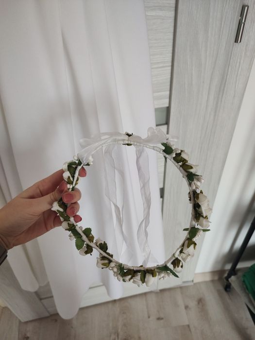 Sukienka komunijna, torebka, wianek