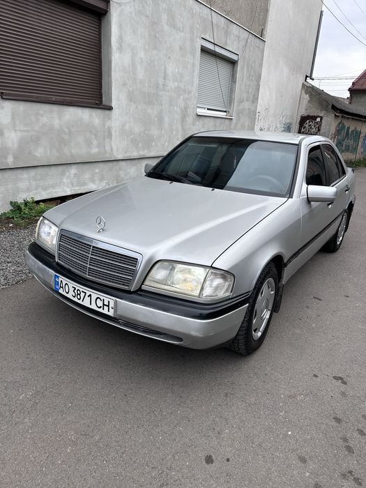 Продам мерса 2,2 дізель