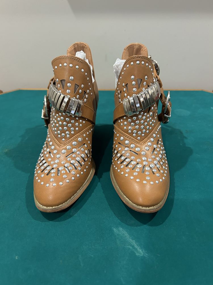 Botins Senhora 39
