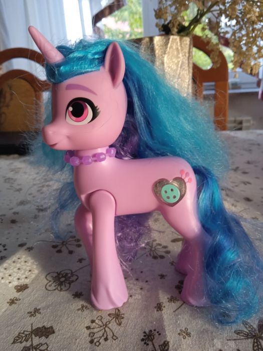My little pony Izzy