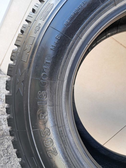 Pneu Michelin XM+S  205 R16
