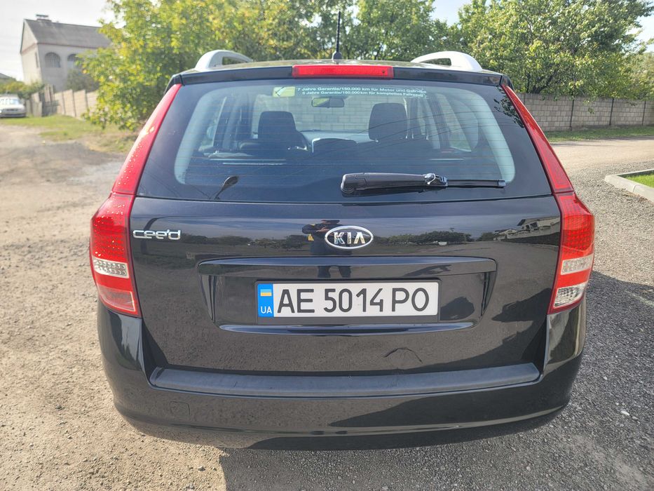 Kia Ceed 2009, 1.4 MT (90 к.с.)