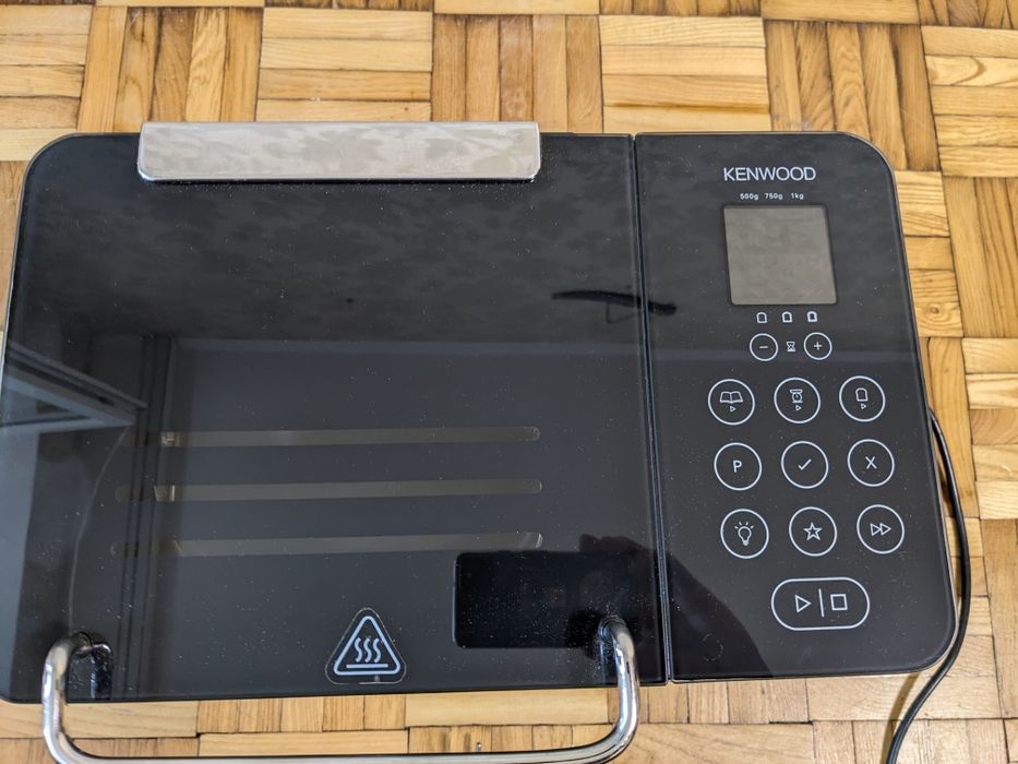 Хлібопіч Kenwood BM450